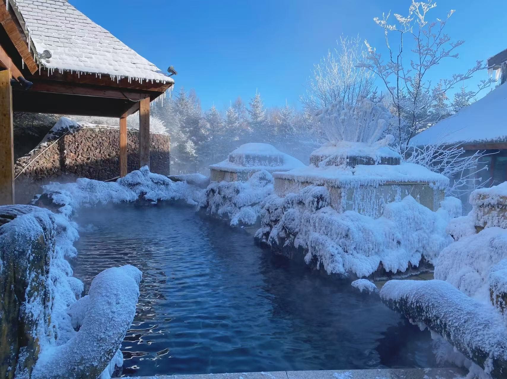 Hot springs and winter relaxation and recovery