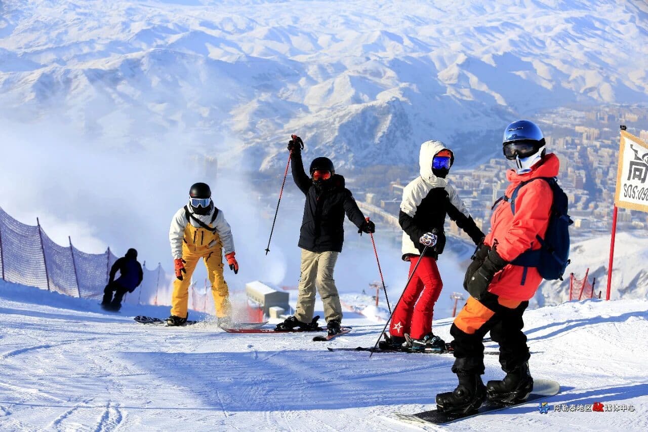 Advanced skiing experience